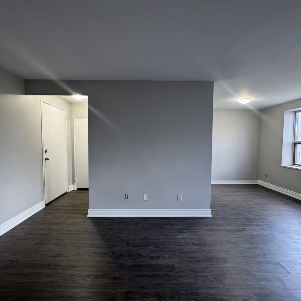 11 Glenburn Ave.